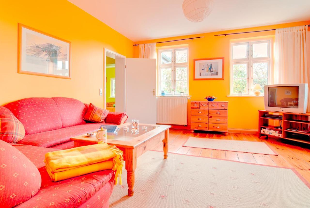 Appartement Vogelhaus Gobbin à Lancken-Granitz Extérieur photo